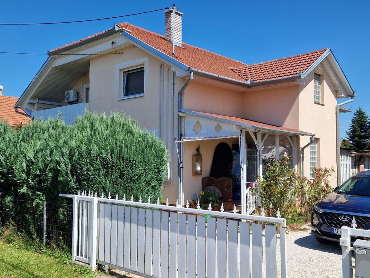 Galambok Appartement Andrea מראה חיצוני תמונה